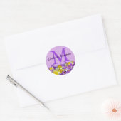 Sticker de nom de monogramme violet avec fleurs de (Enveloppe)