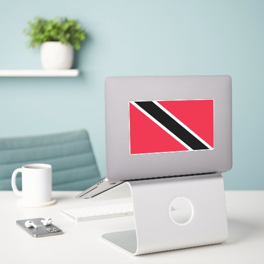 Sticker Drapeau Trinité-et-Tobago (Ordinateur portable sur le bureau)