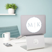 Sticker Dusty Blue Monogrammes Nom Simple Minimal Mariage (Ordinateur portable sur le bureau)