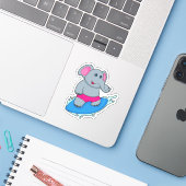 Sticker Éléphant en surfeur avec planche de surf (Ordinateur portable avec iPhone)