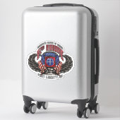 Sticker en vinyle de 14 po sur mesure de 82e vol (Sur valise)