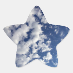 Sticker Étoile Nuages Puffy Sur Ciel Bleu