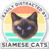 Sticker Facilement Distrait Par Les Chats Siamois (Devant)