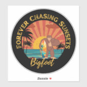 Sticker Forever Chasing Sunsets Bigfoot Surf Noir (Feuille)