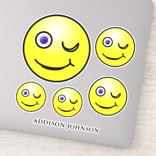 Sticker Funny Wink & Smile Emoji Yellow Faces Ajouter Nom (Détail)