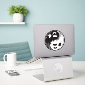 Sticker Ghost Yin Yang Noir et blanc (Ordinateur portable sur le bureau)