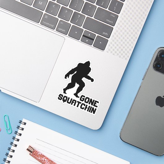 Sticker Gone Squatchin (Ordinateur portable avec iPhone)