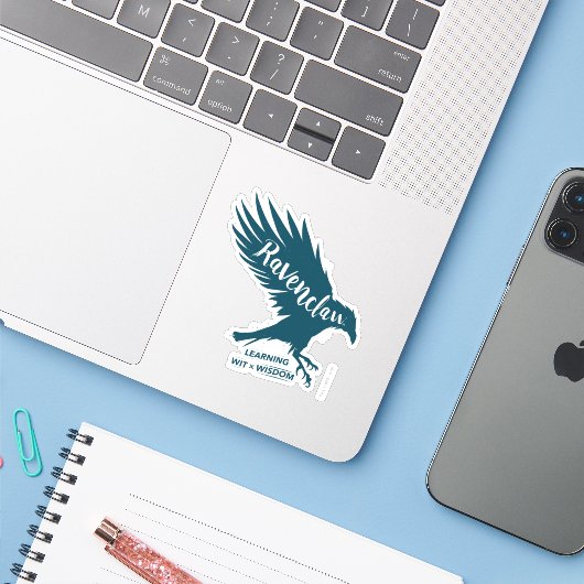 Sticker Harry Potter | Typographie Silhouette RAVENCLAW™ (Ordinateur portable avec iPhone)