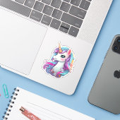 Sticker Illustration de licorne de dessin (Ordinateur portable avec iPhone)