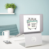 Sticker Je ne sais pas quel jour de poubelle il est autoco (Ordinateur portable sur le bureau)