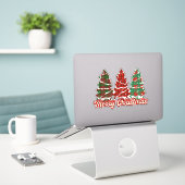 Sticker Joyeux Buffalo Plaid Trees-42019 (Ordinateur portable sur le bureau)