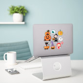 Sticker Joyeux Halloween | Tick ou traitement mignon (Ordinateur portable sur le bureau)