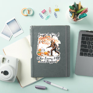 Sticker Juste Une Fille Qui Aime Tomber Et Bigfoot Cadeau