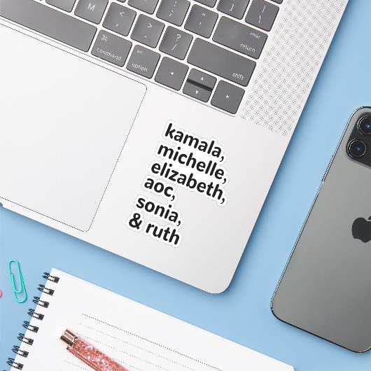 Sticker Kamala, AOC, RBG, Ruth Bader Michelle Obama (Ordinateur portable avec iPhone)