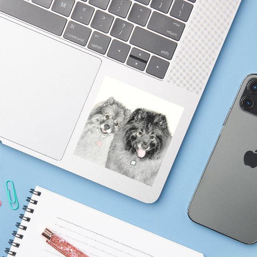 Sticker Keeshond Graphics Keeshond Maman et son (Ordinateur portable avec iPhone)