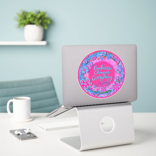 Sticker Kindness Change Tout Rose Floral (Ordinateur portable sur le bureau)