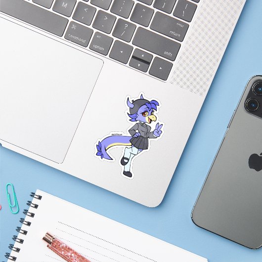 Sticker Kobold Jean ! (Ordinateur portable avec iPhone)