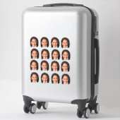 Sticker Le Visage de Kamala Drôle Visage de Kamala Harris (Sur valise)