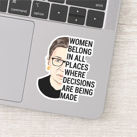 Sticker Les femmes appartiennent à tous les endroits où le (Détail)