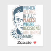 Sticker Les Femmes Font Partie De Tous Les Endroits Où Les (Feuille)