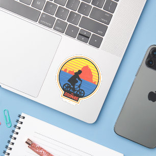 Sticker Les Goonies Retro Mikey équitation Vélo Graphique