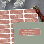 Sticker Les hôtes mariages simples s'adressent à 27 destin<br><div class="desc">Ces étiquettes de adresse d'hôtes mariages faciles à customiser sont parfaits pour votre papeterie mariage minimaliste moderne. Ces autocollants peuvent être utilisés pour des notes de remerciement, enregistrer les dates, invitations, et plus encore. Un nom et une adresse d'invité différents peuvent être imprimés sur chacun des 27 étiquettes sur un...</div>