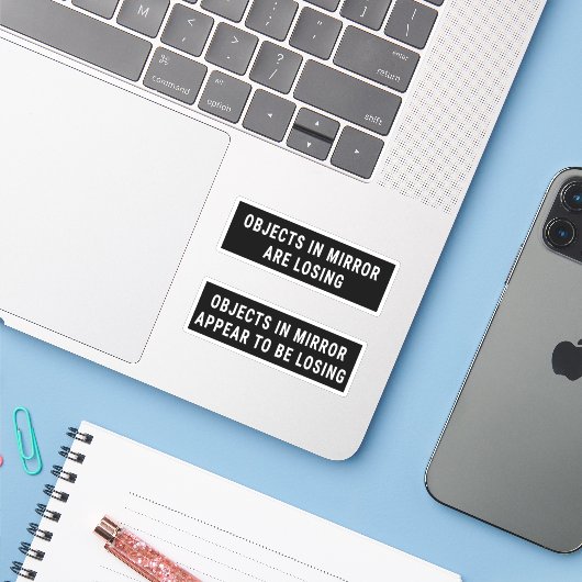 Sticker Les Objets En Miroir Perdent (Ordinateur portable avec iPhone)