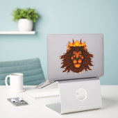 Sticker Lion avec une couronne (Ordinateur portable sur le bureau)