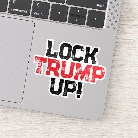 Sticker Lock Trump Up Political Laptop (Détail)