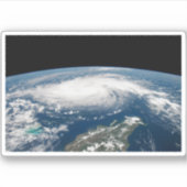 Sticker L'Ouragan Dorian Au-Dessus De L'Océan Atlantique. (Devant)