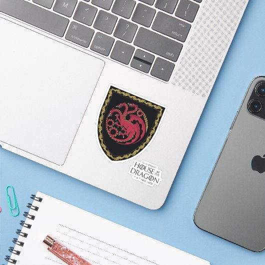 Sticker MAISON DU DRAGON | Maison Targaryen Crest (Ordinateur portable avec iPhone)