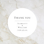 Sticker Mariage rond simple moderne Merci<br><div class="desc">Ce design mariage moderne et simple, grâce à l'autocollant, est un mélange intemporel de charme classique et de simplicité contemporaine. Conçu dans un style minimaliste, ce design présente des lignes épurées, des tons neutres et une palette sophistiquée de noir et blanc, assurant une simplicité raffinée à chaque détail. Que vous...</div>