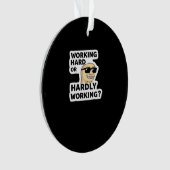 Sticker Mème Drôle Travaillant Dur Ou Difficile (devant)