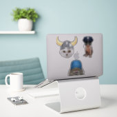 Sticker Mèmes de chats amusants (Ordinateur portable sur le bureau)