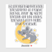 Sticker Mignonne Mère Bébé Koala Porte une citation inspir (Feuille)