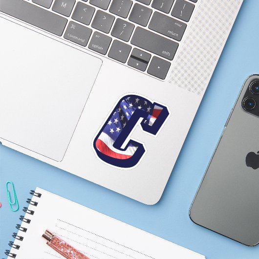 Sticker Monogramme C American Flag LETTRE C INITIAL USA (Ordinateur portable avec iPhone)