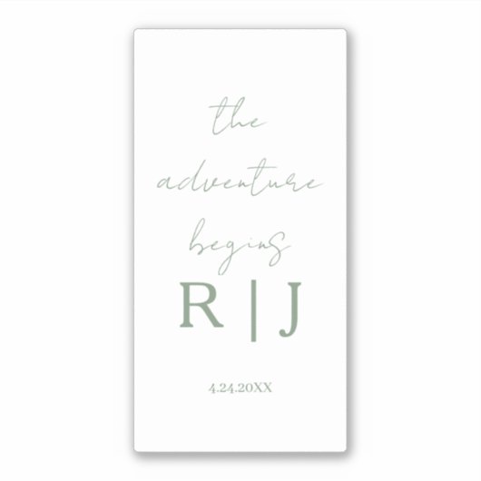 Sticker Monogramme Citation Vert Sauge Aventure Commence M (Devant)