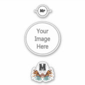 Sticker Monogramme coloré de poisson rouge (Devant)