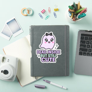 Sticker Mort à l'intérieur mais toujours mignon fantôme Ka