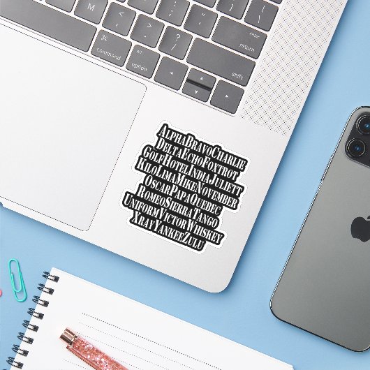 STICKER MOTS ALPHABET PHONÉTIQUE / CODE (Ordinateur portable avec iPhone)