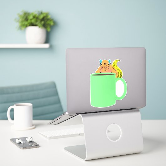 Sticker Naughty Squirrel #978 (Ordinateur portable sur le bureau)