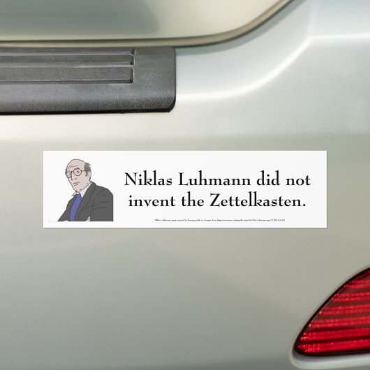 Sticker Niklas Luhmann (En voiture)