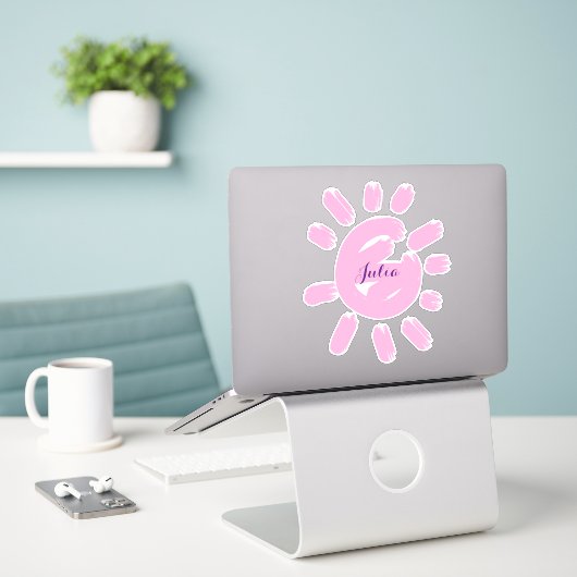 Sticker Nom de script de fille personnalisée Cute Pink Sun (Ordinateur portable sur le bureau)