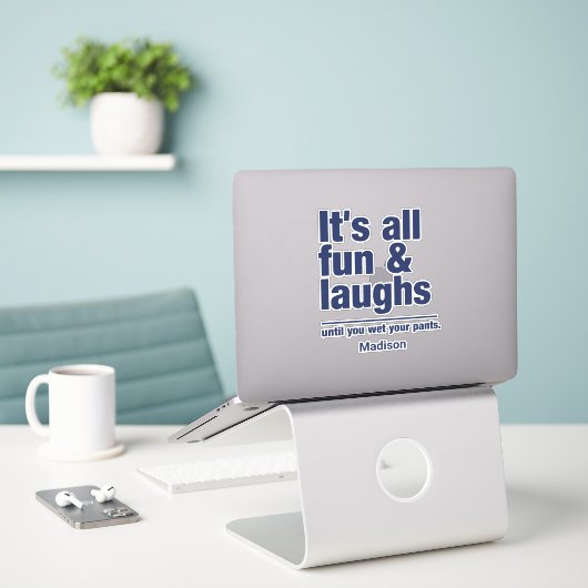 Sticker Nom personnalisé FUN & LAUGHS (Ordinateur portable sur le bureau)