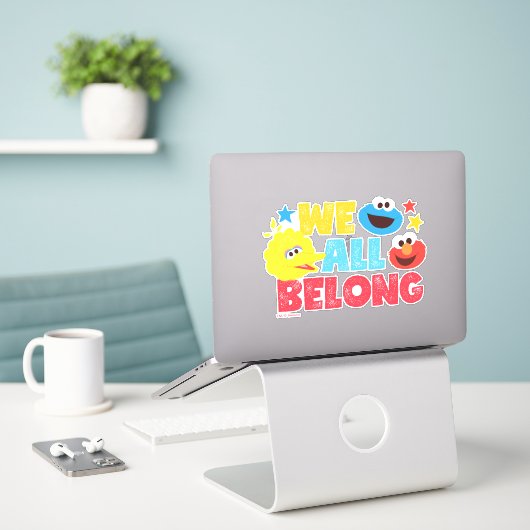 Sticker Nous Appartenons Tous À Des Étoiles (Ordinateur portable sur le bureau)