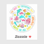 Sticker Nous sommes différents mais dans cette école Citat (Feuille)