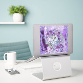 Sticker OEuvre de déesse de hibou neigeux par Renee (Ordinateur portable sur le bureau)