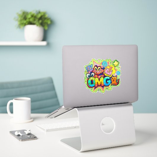 STICKER OMG (Ordinateur portable sur le bureau)