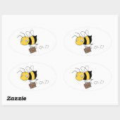 Sticker Ovale Abeille fatiguée et stressée tenant une serviette (Feuille)