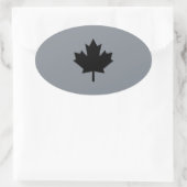 Sticker Ovale Affichage de Canadian Black Maple Leaf (Sac)